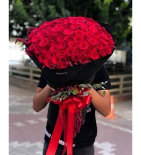 100 Adet Kırmızı Gül Buketi